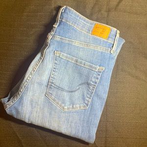 Levi Strauss Signature Shaping High Rise Ankle Skinny Jeans Sz. 2 (26 waist)